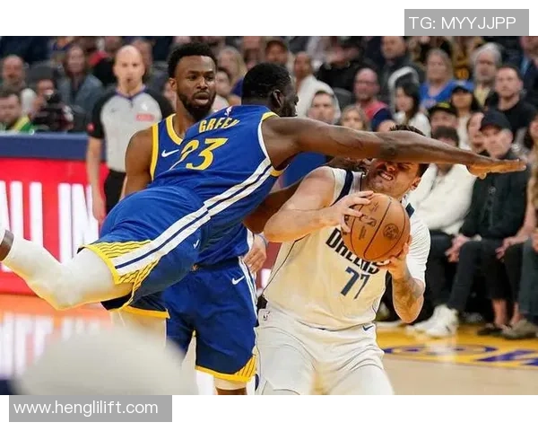 五星体育勇士对阵独行侠精彩回放全程回顾与赛后分析 五星体育勇士对阵独行侠精彩回放全程回顾与赛后分析